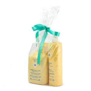 Pachet PROMO Gel de Duș față și corp + Șampon + GRATUIT Balsam de păr + Gel de Duș Oasis 50 ml