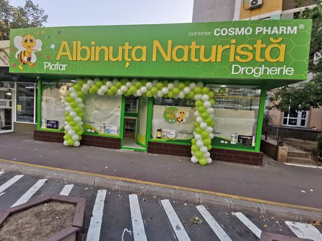 Fațada magazinului Albinuța Naturistă din Galați, plafar și drogherie